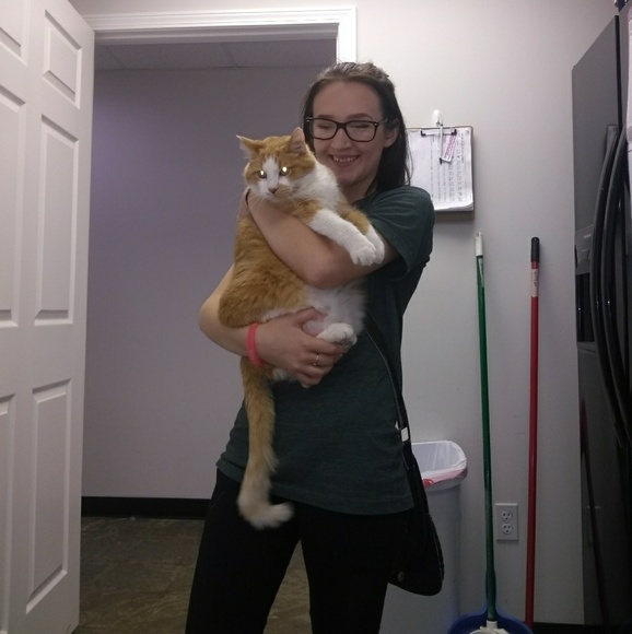 Meet your Posher, Meg - Picture 2 of 2